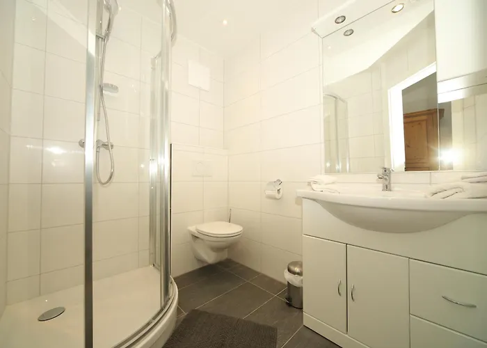 博克维特旅馆 * 斯拉德明